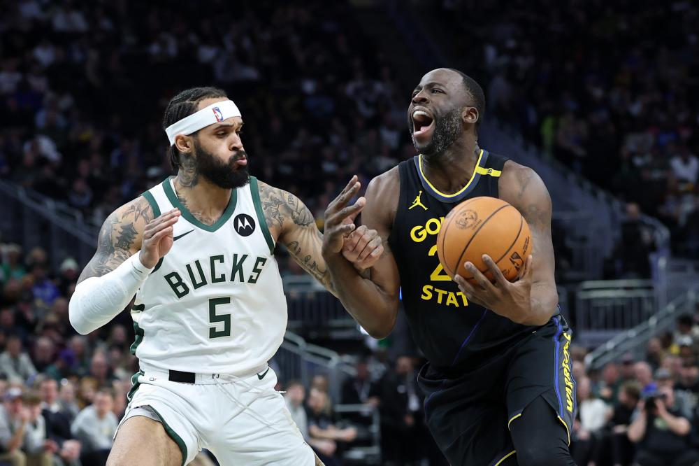 轻的中后卫 轻的中后卫